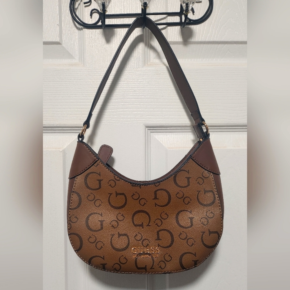 Guess Shoulder Bag